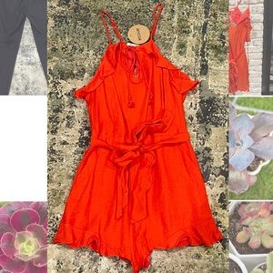 NWT VICI Orange Ruffle Romper with Pockets! ESSUE Sz Small